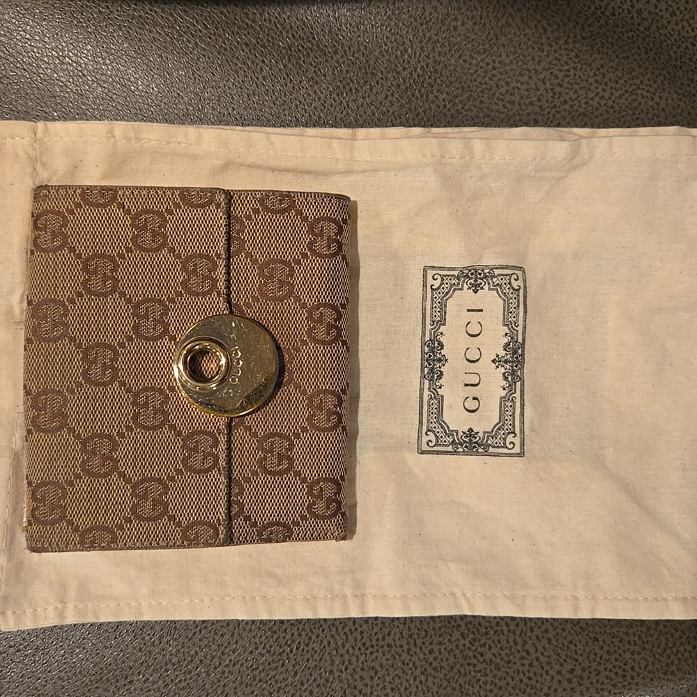 Gucci Monogram Bifold Wallet Tan & Cream